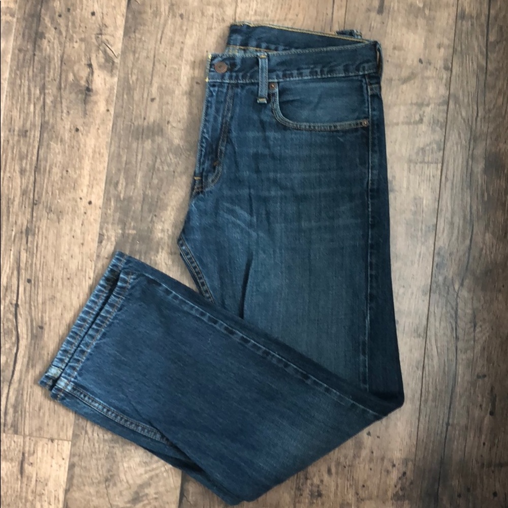 Levi’s 514 jeans